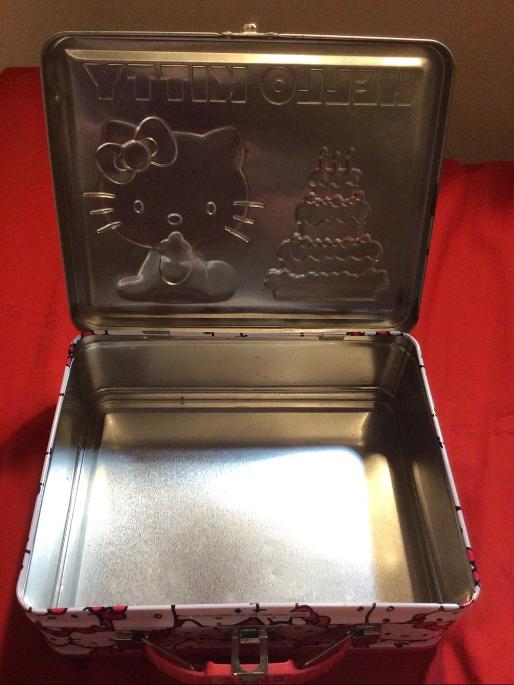 Sanrio Hello Kitty Birthday Cake Lunch Box